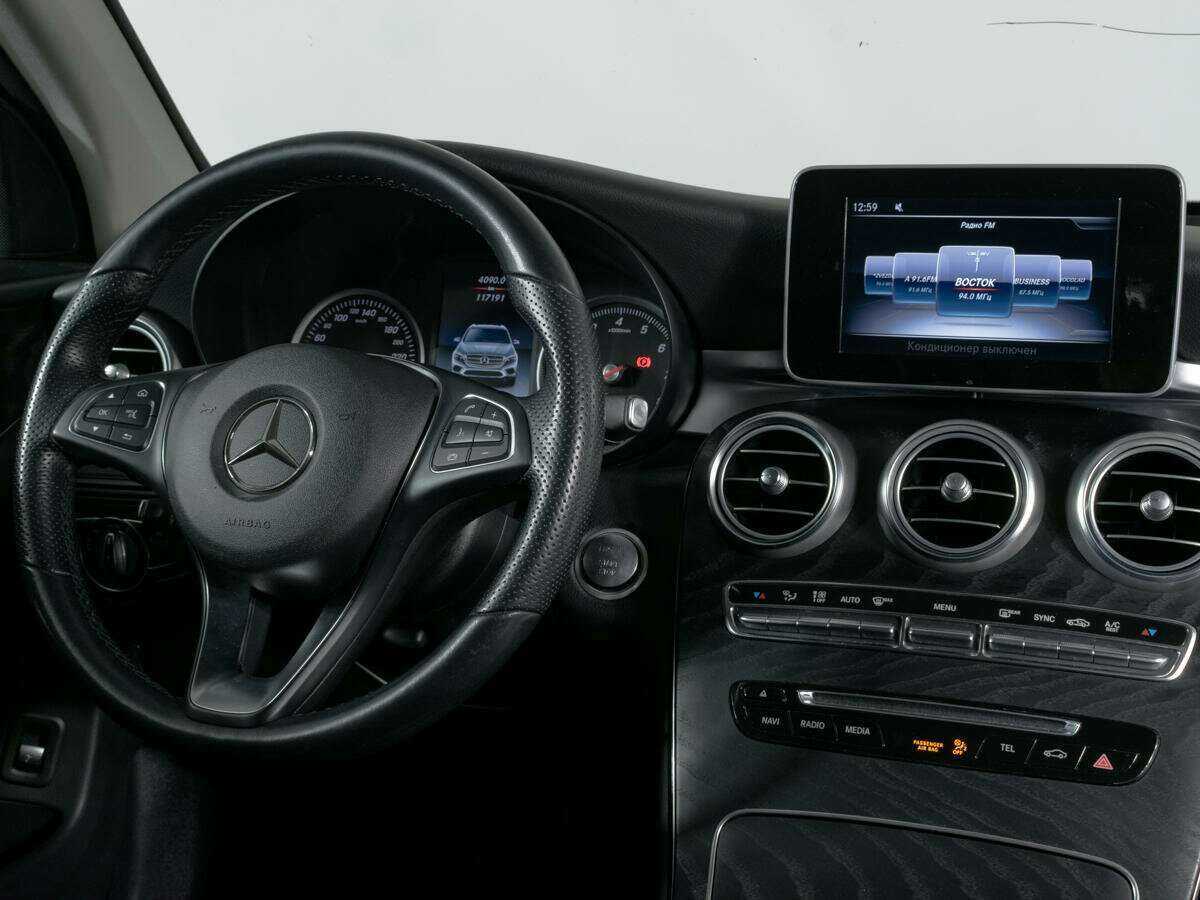 Купить Mercedes-Benz GLC с пробегом. Фото: #10