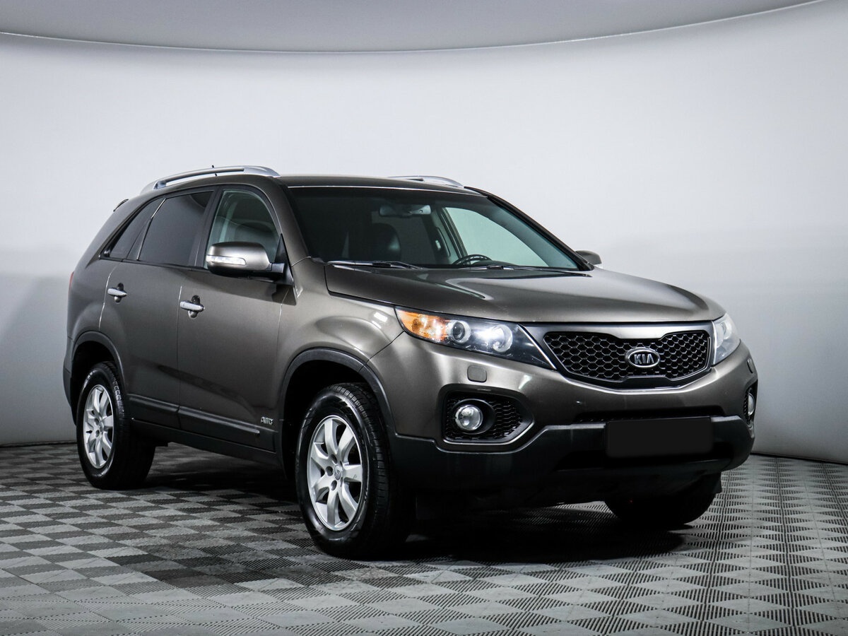 Купить Kia Sorento с пробегом. Фото: #2