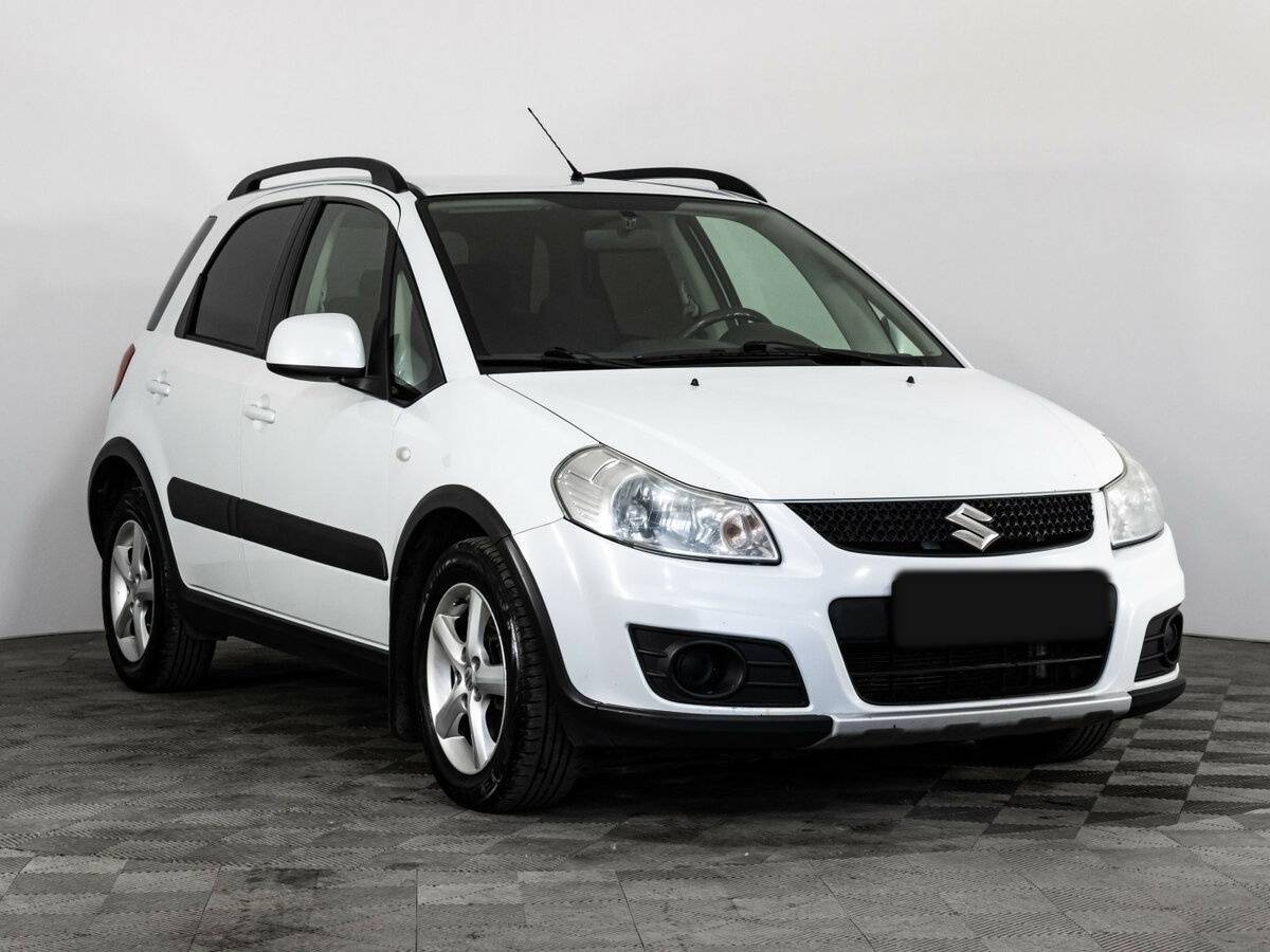 Купить Suzuki SX4 с пробегом. Фото: #2