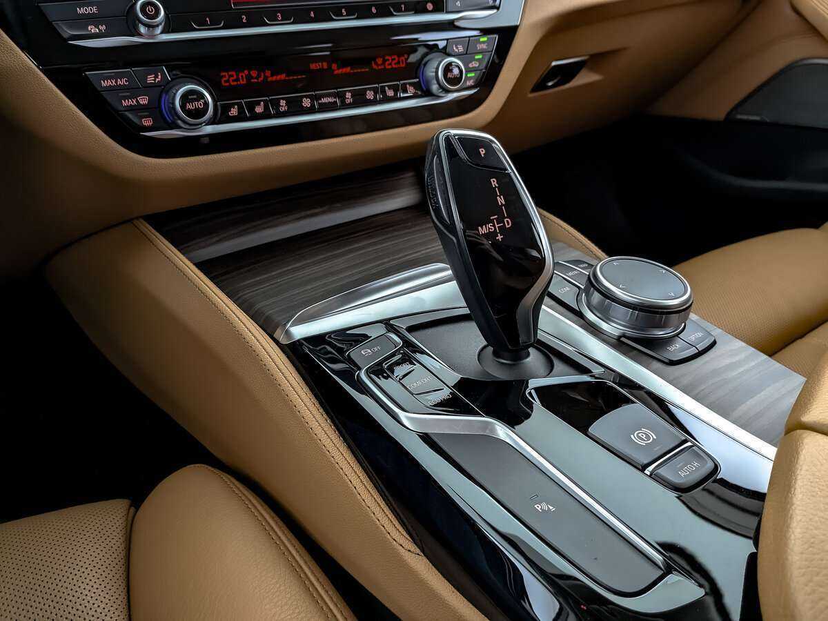 Купить BMW 5 серии с пробегом. Фото: #21