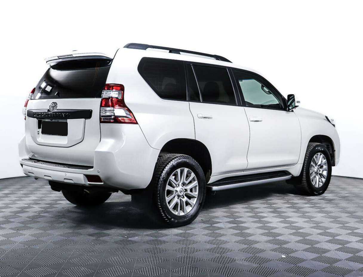 Купить Toyota Land Cruiser Prado с пробегом. Фото: #4