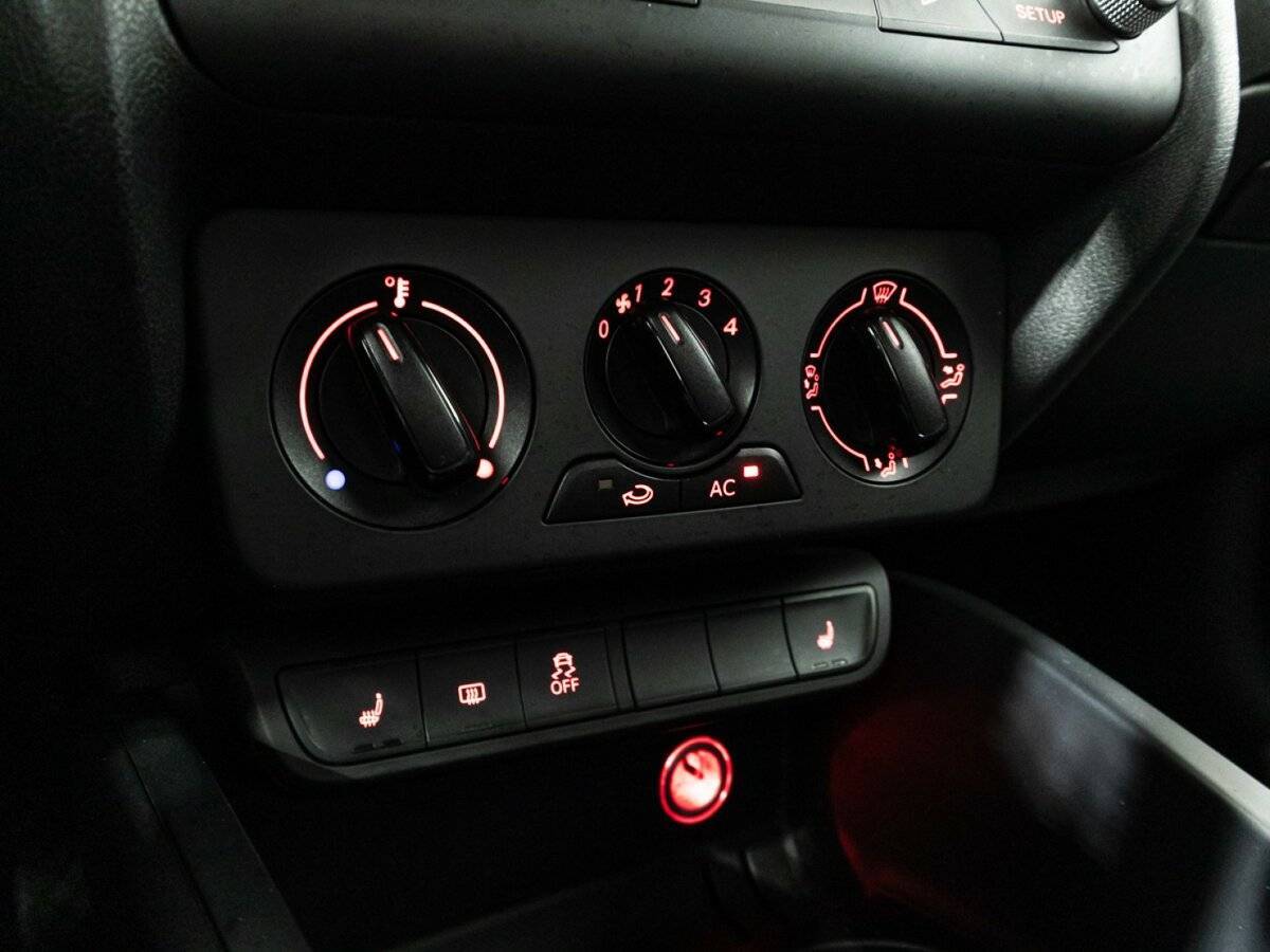 Купить Audi A1 с пробегом. Фото: #15