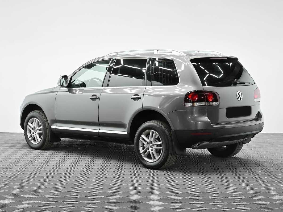 Купить Volkswagen Touareg с пробегом. Фото: #2