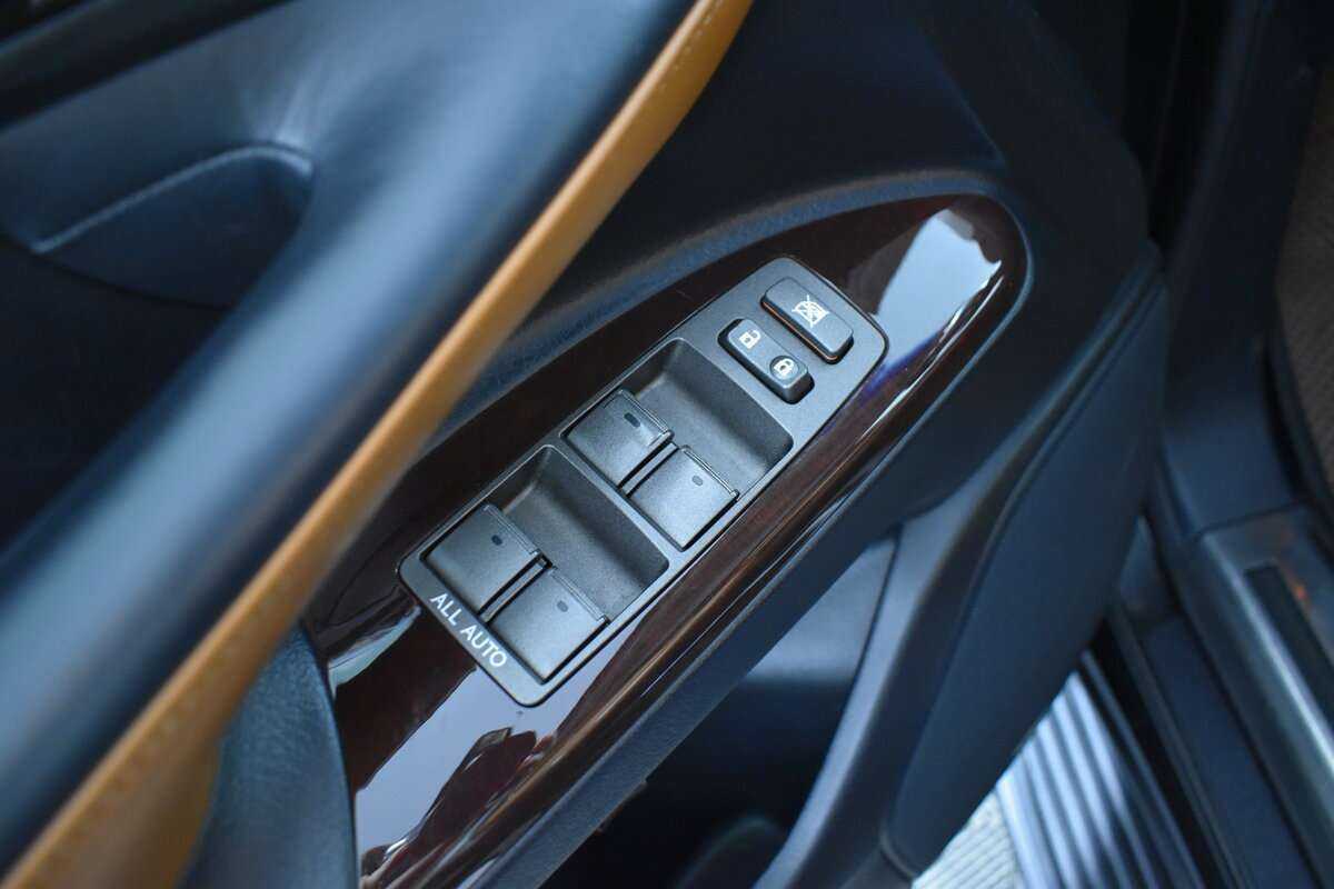 Купить Lexus LX с пробегом. Фото: #8