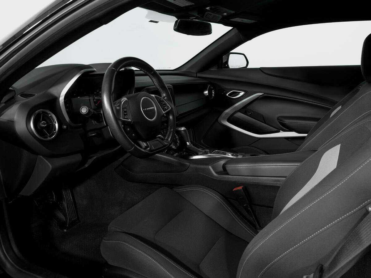 Купить Chevrolet Camaro с пробегом. Фото: #14