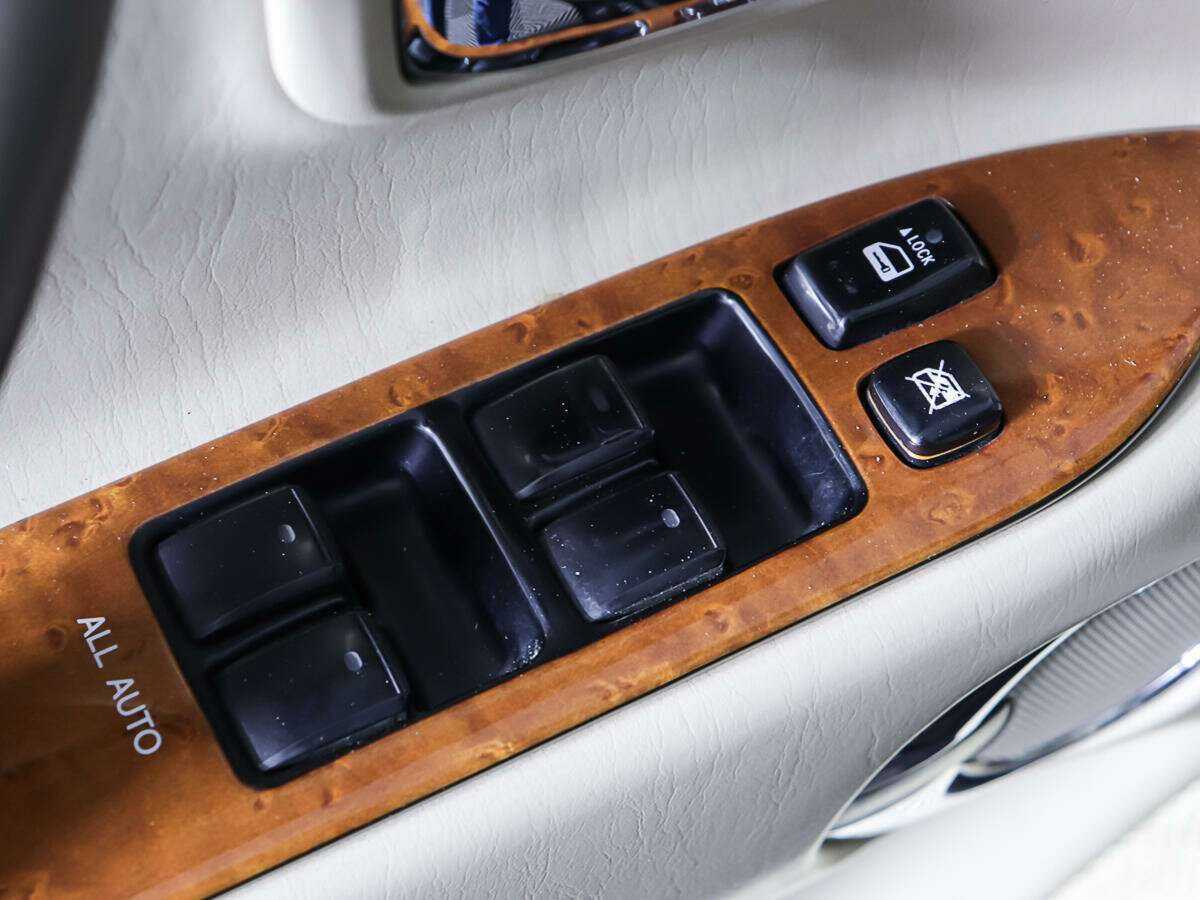 Купить Lexus LX с пробегом. Фото: #23