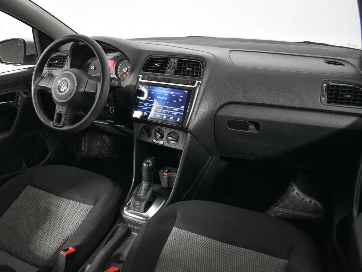 Купить Volkswagen Polo с пробегом. Фото: #9