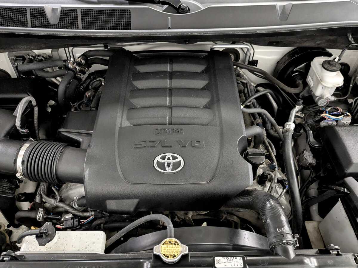 Купить Toyota Sequoia с пробегом. Фото: #8