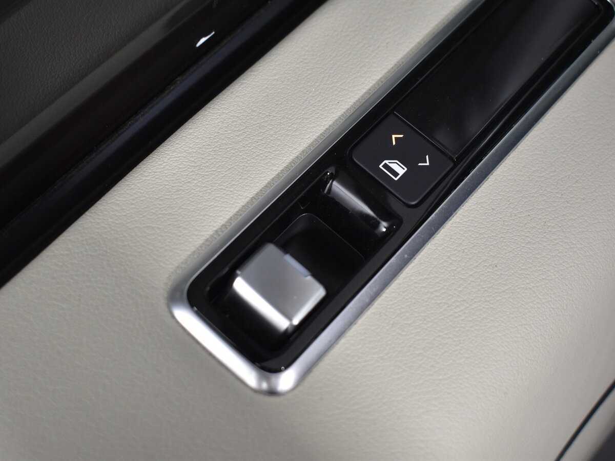 Купить Land Rover Range Rover с пробегом. Фото: #8