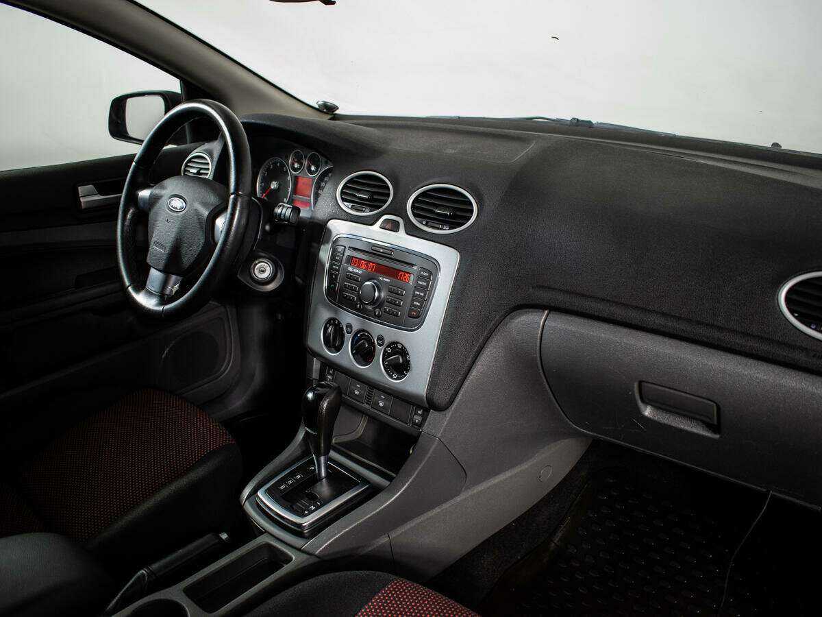 Купить Ford Focus с пробегом. Фото: #8
