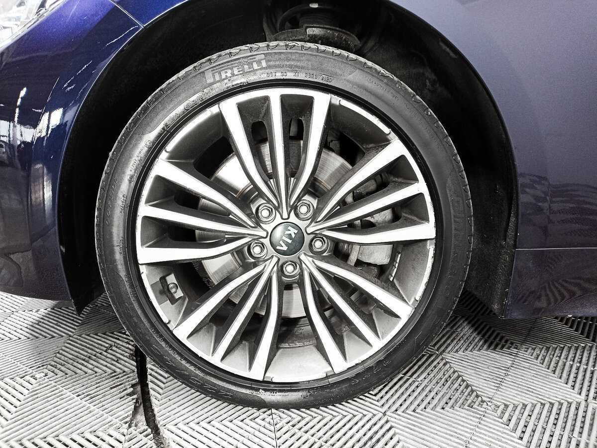 Купить Kia Stinger с пробегом. Фото: #17