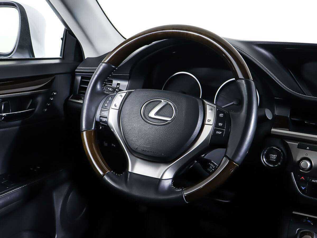 Купить Lexus ES с пробегом. Фото: #14