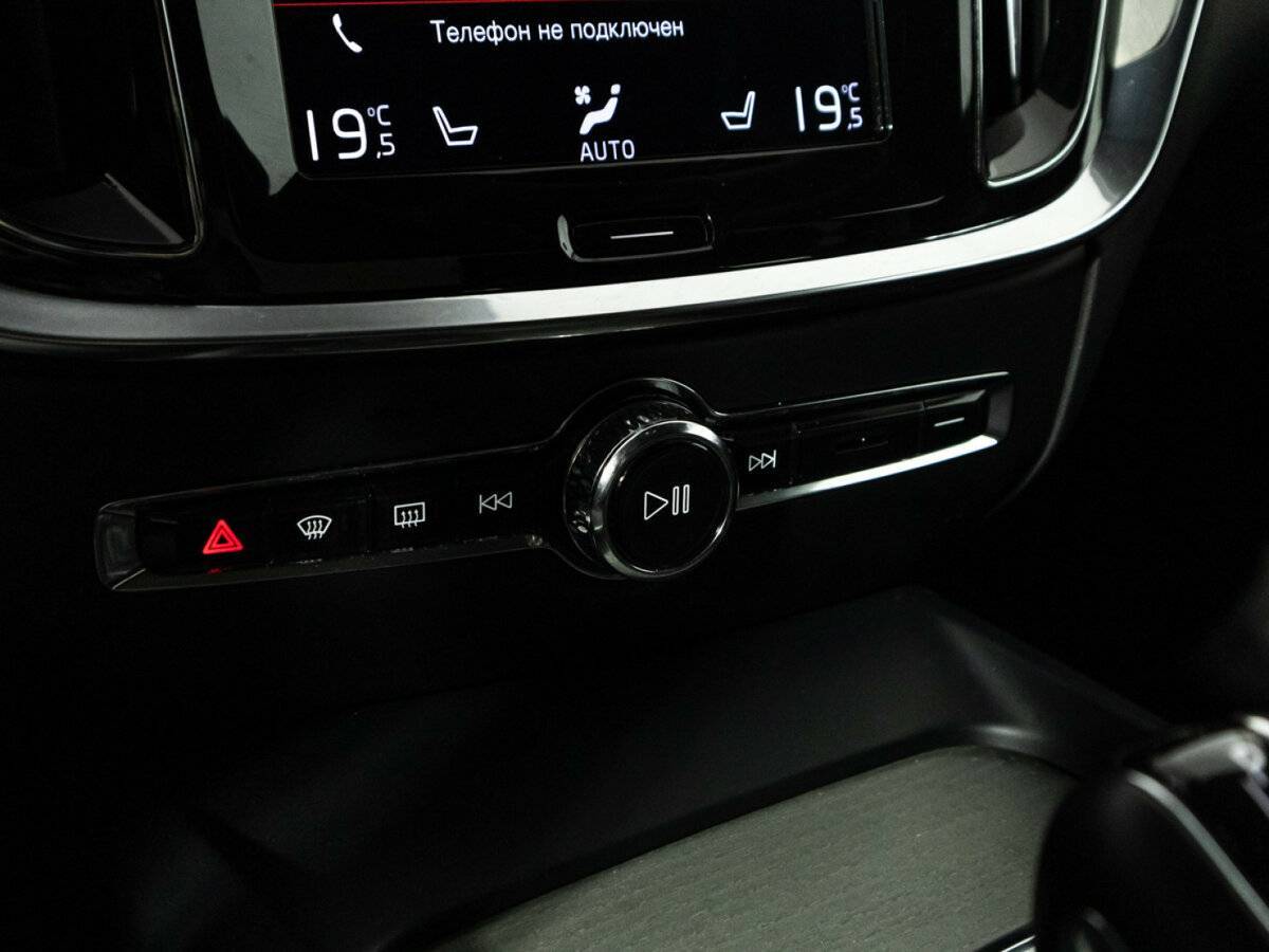 Купить Volvo S60 с пробегом. Фото: #19