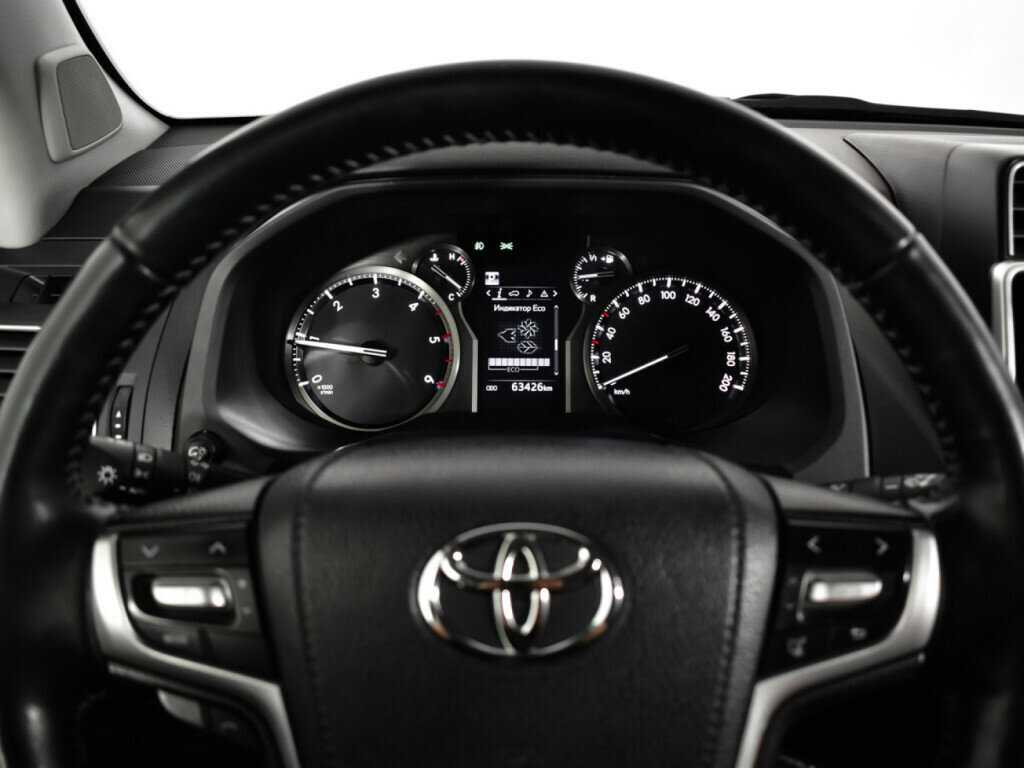 Купить Toyota Land Cruiser Prado с пробегом. Фото: #8