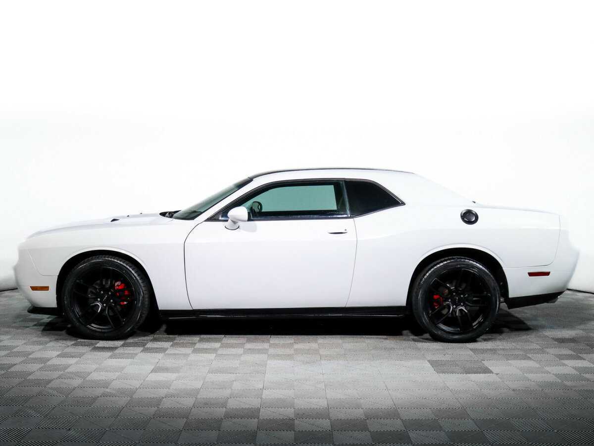 Купить Dodge Challenger с пробегом. Фото: #4
