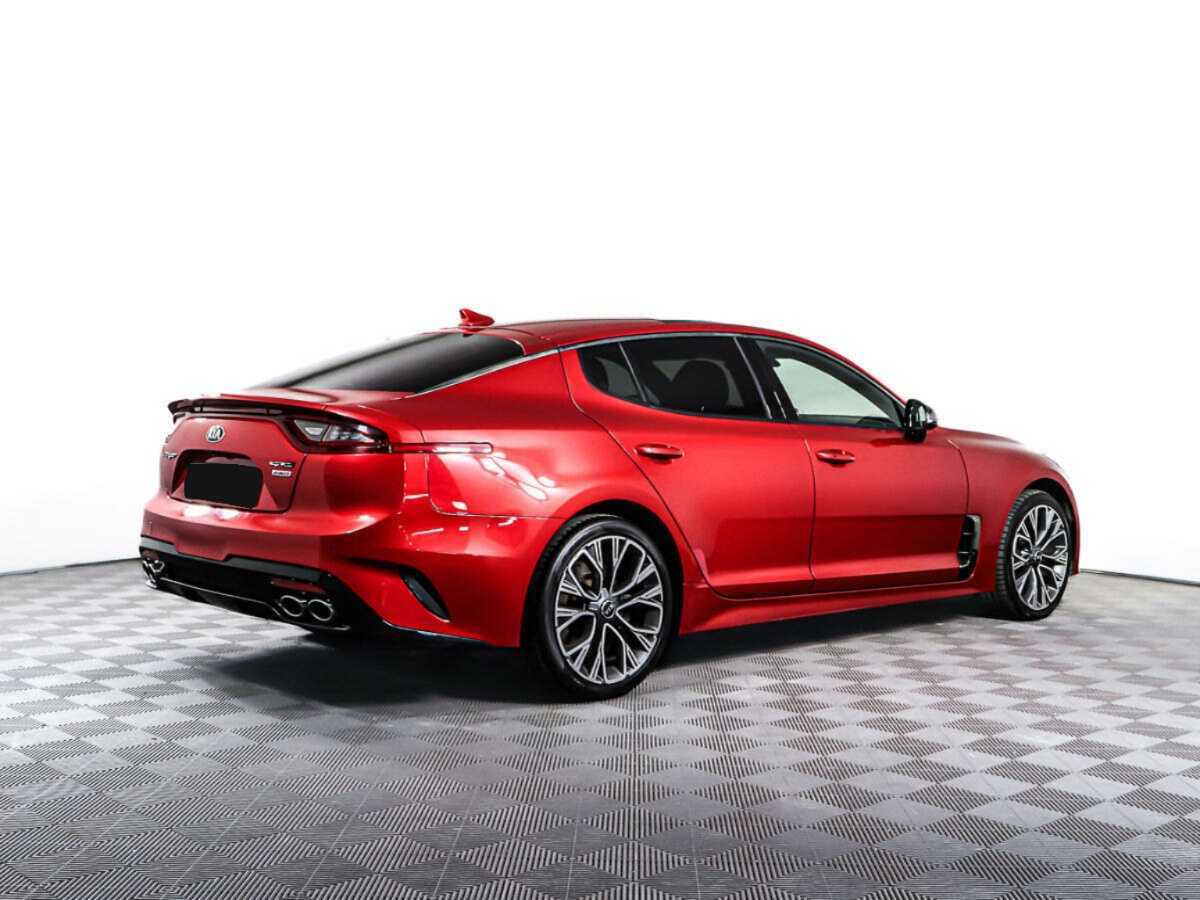 Купить Kia Stinger с пробегом. Фото: #3