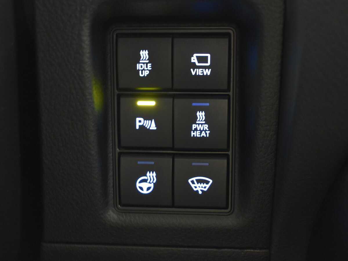 Купить Toyota Land Cruiser Prado с пробегом. Фото: #17