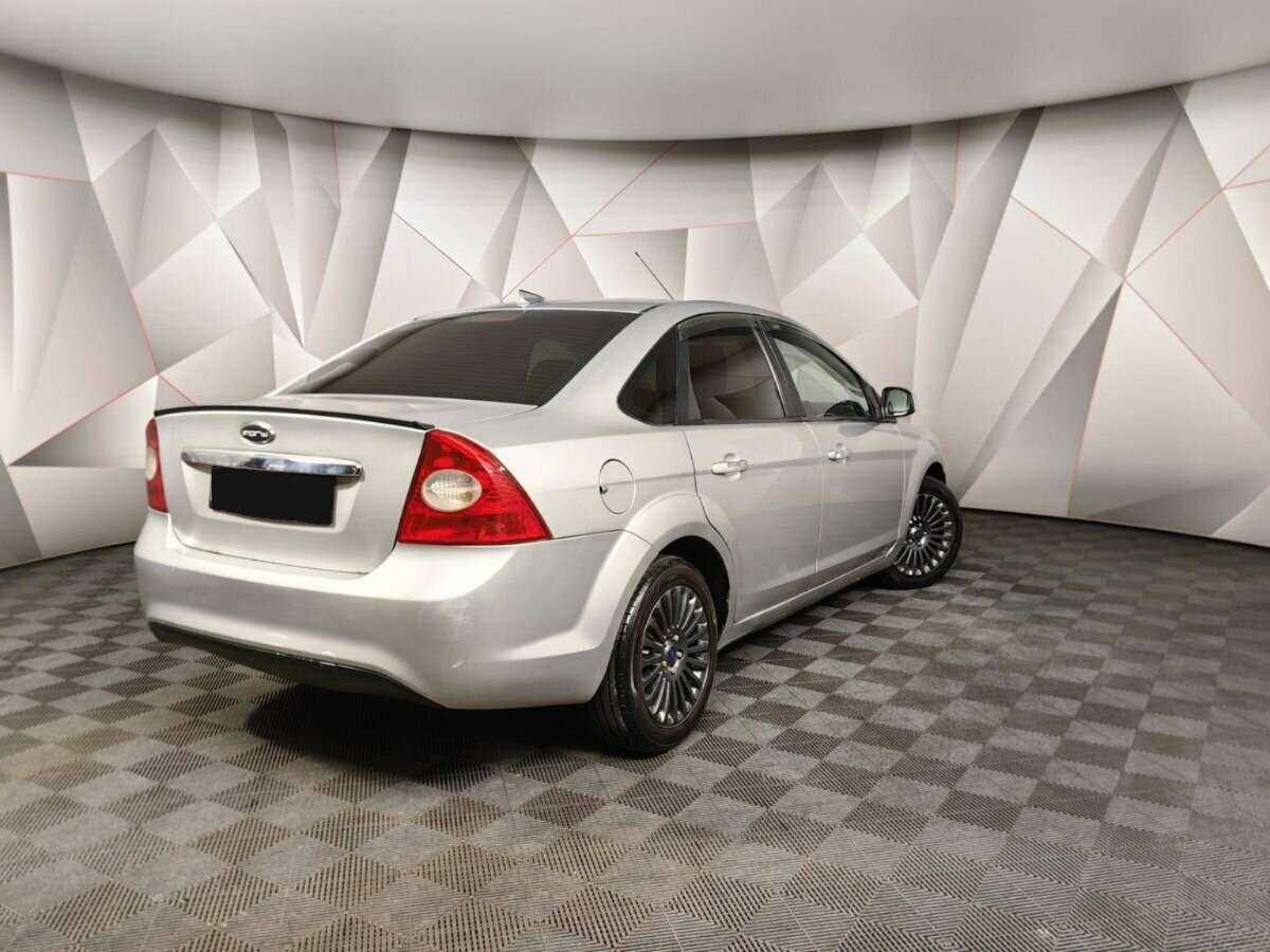 Купить Ford Focus с пробегом. Фото: #1