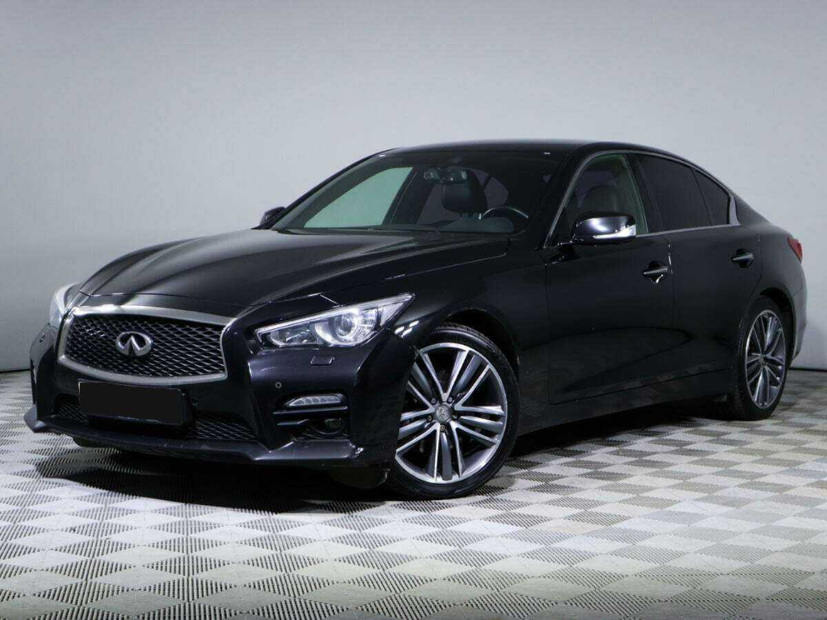 Купить Infiniti Q50 с пробегом. Фото: #0