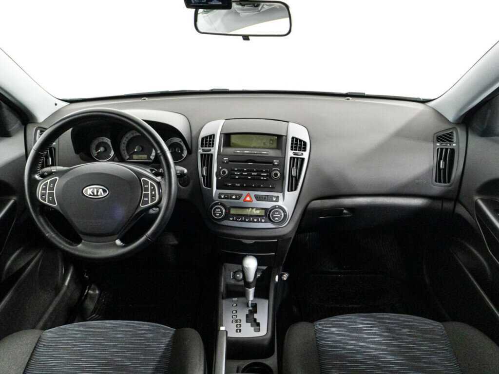 Купить Kia Ceed с пробегом. Фото: #12