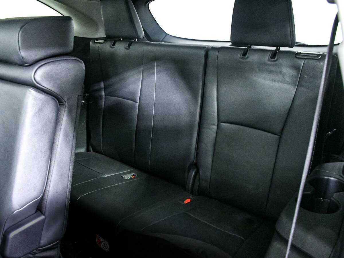 Купить Toyota Highlander с пробегом. Фото: #11