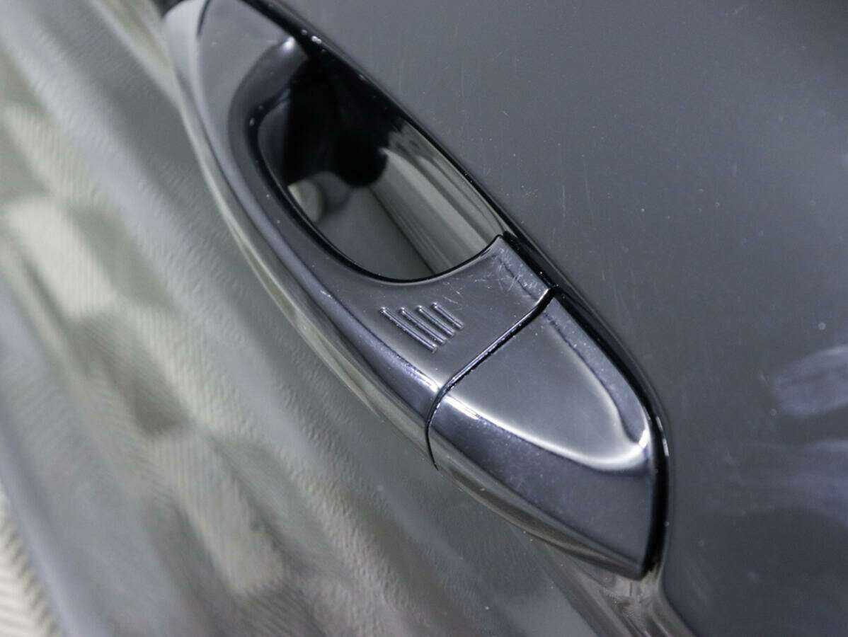 Купить Ford Mustang с пробегом. Фото: #17