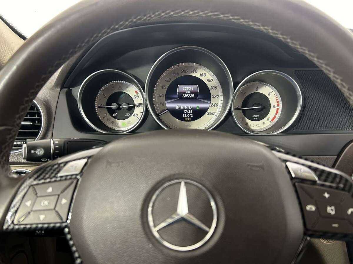 Купить Mercedes-Benz C-Класс с пробегом. Фото: #9