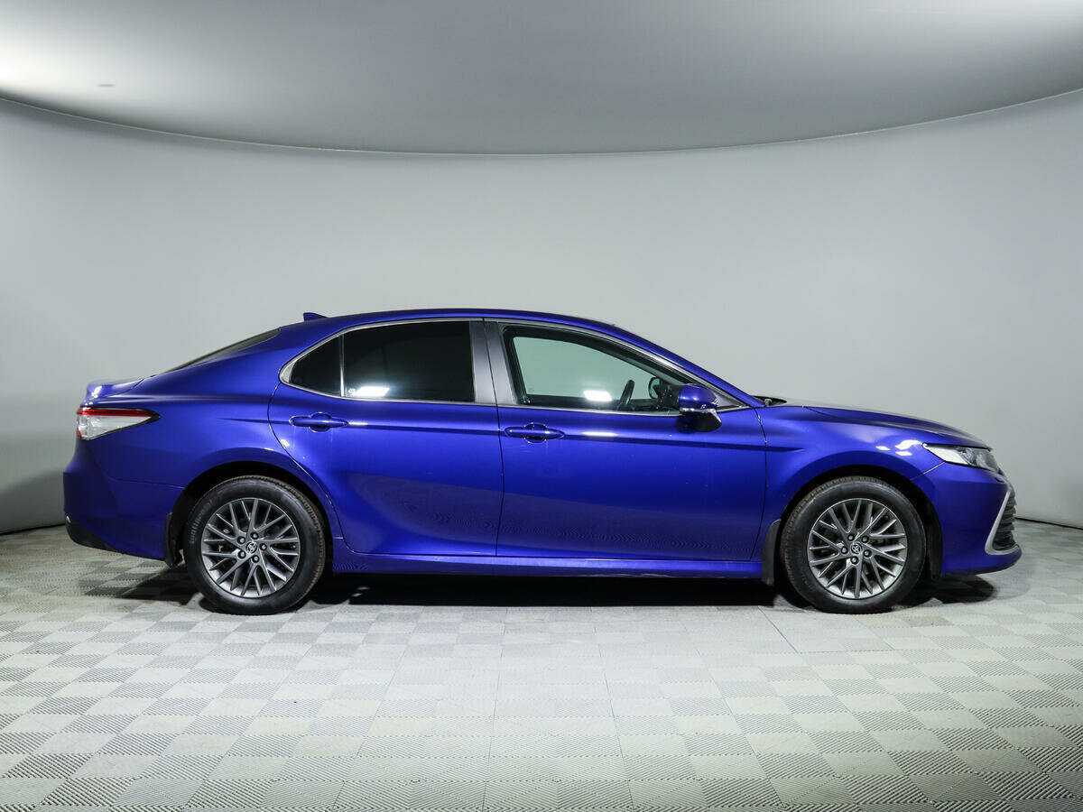 Купить Toyota Camry с пробегом. Фото: #3