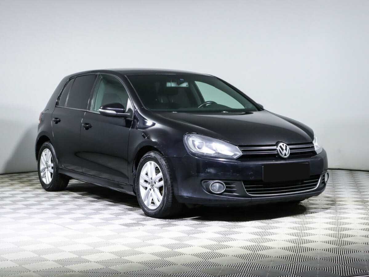 Купить Volkswagen Golf с пробегом. Фото: #2
