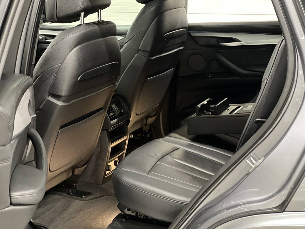 Купить BMW X5 с пробегом. Фото: #11