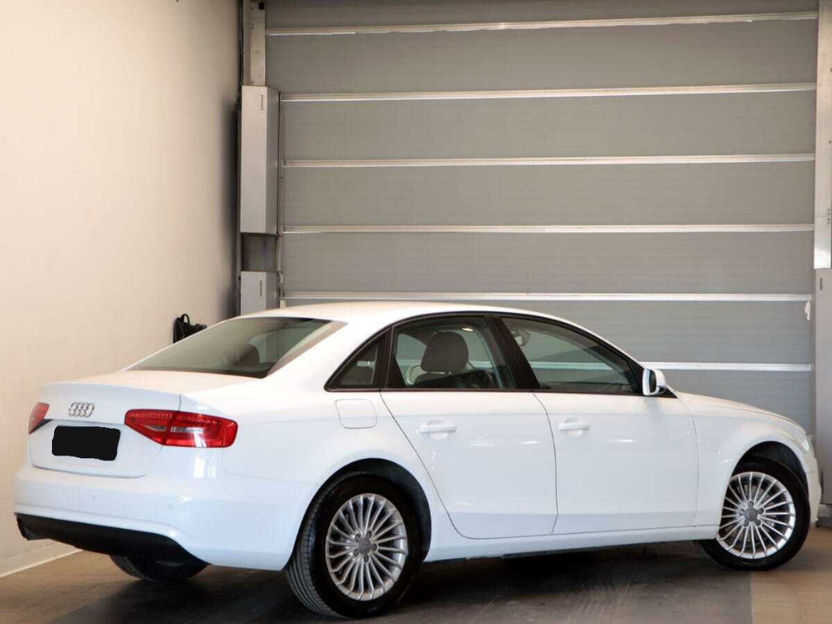 Купить Audi A4 с пробегом. Фото: #3