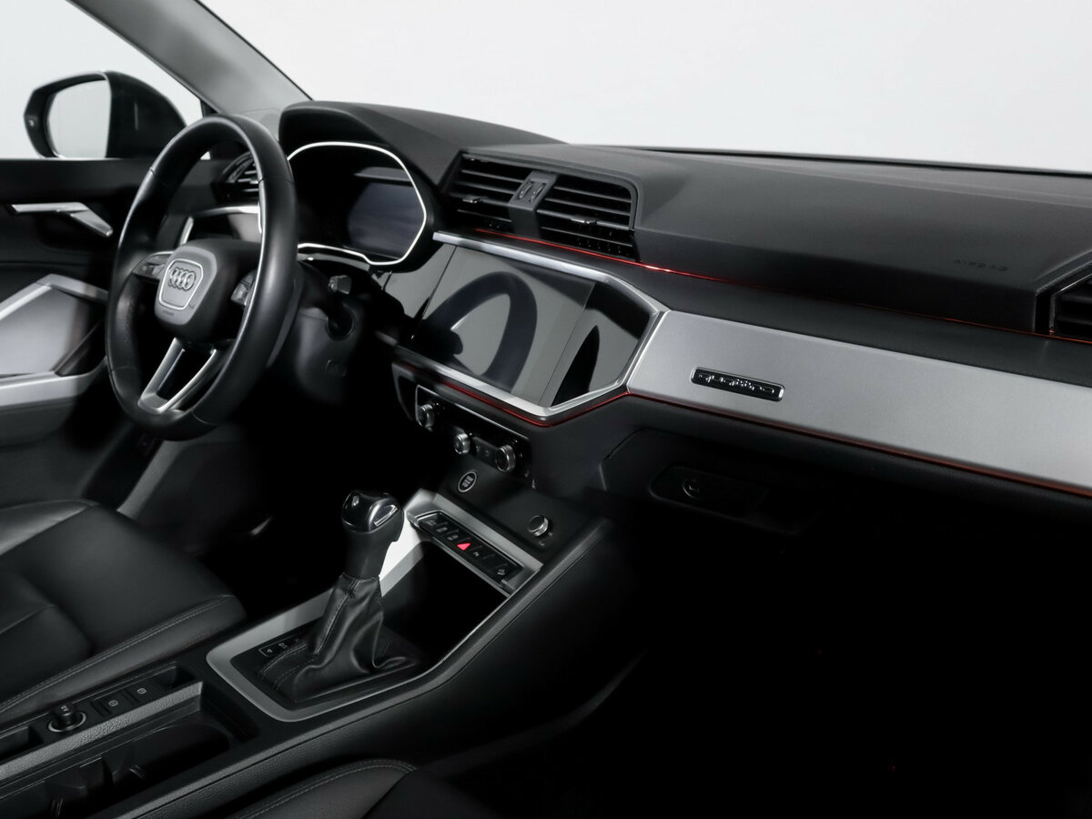 Купить Audi Q3 с пробегом. Фото: #8