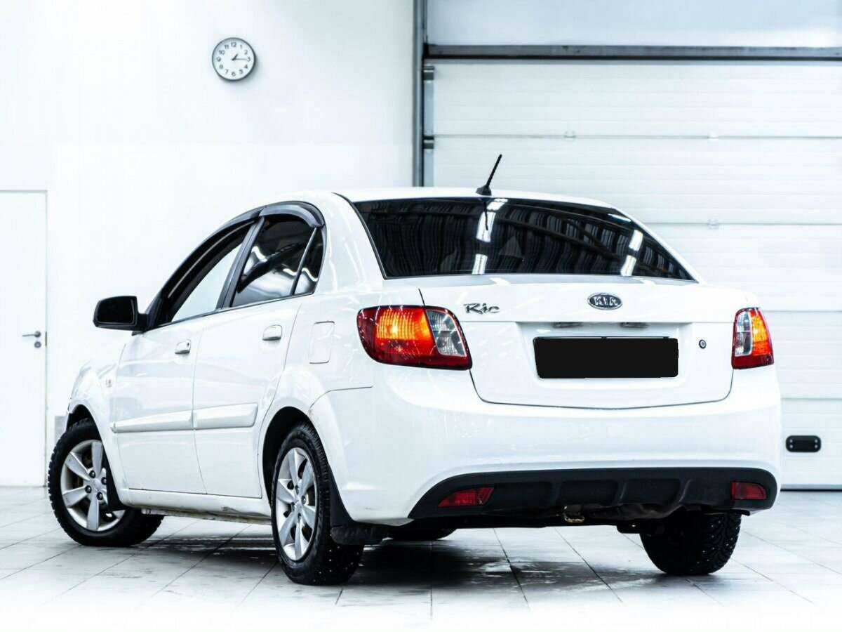 Купить Kia Rio с пробегом. Фото: #3
