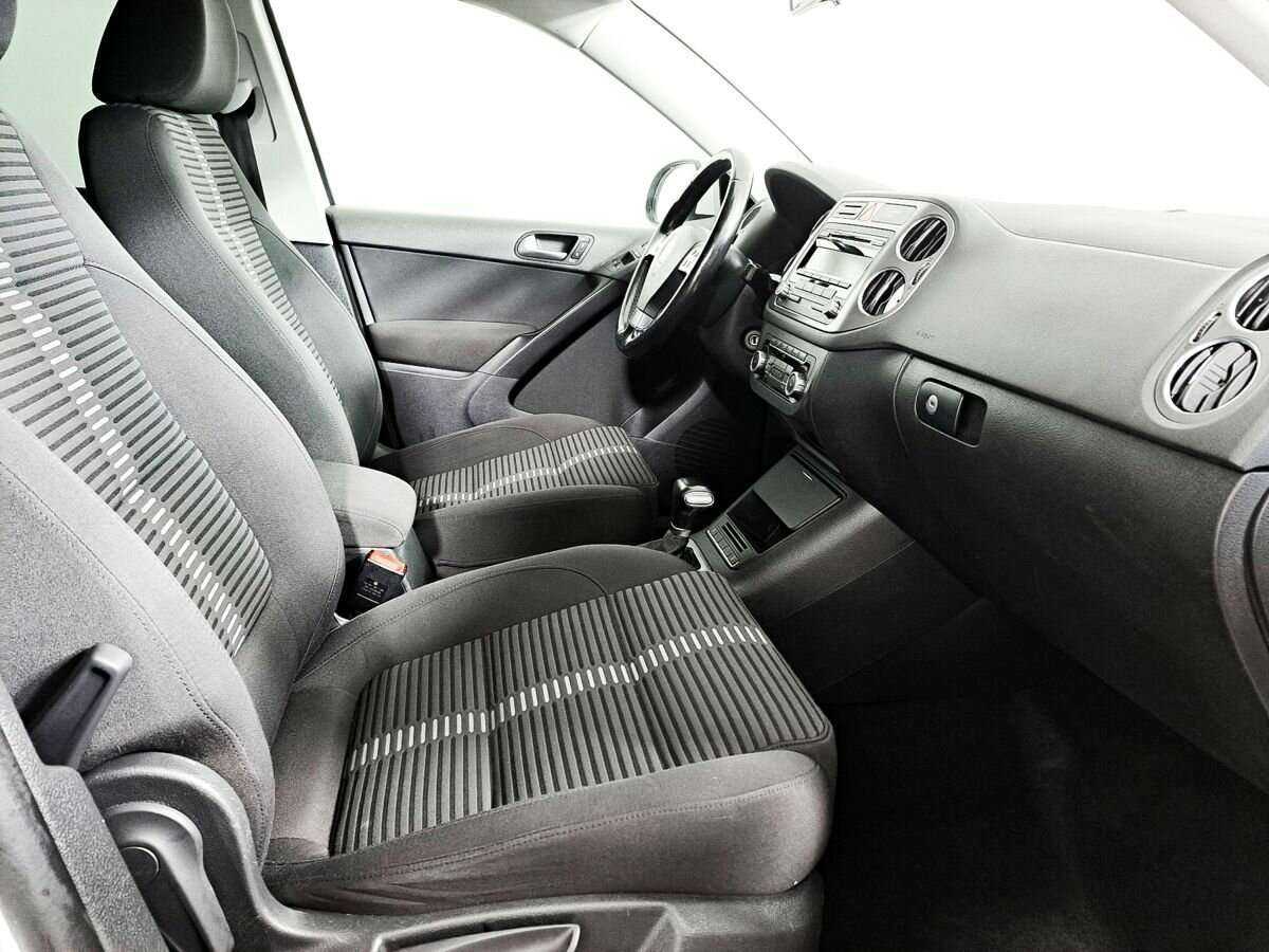 Купить Volkswagen Tiguan с пробегом. Фото: #8