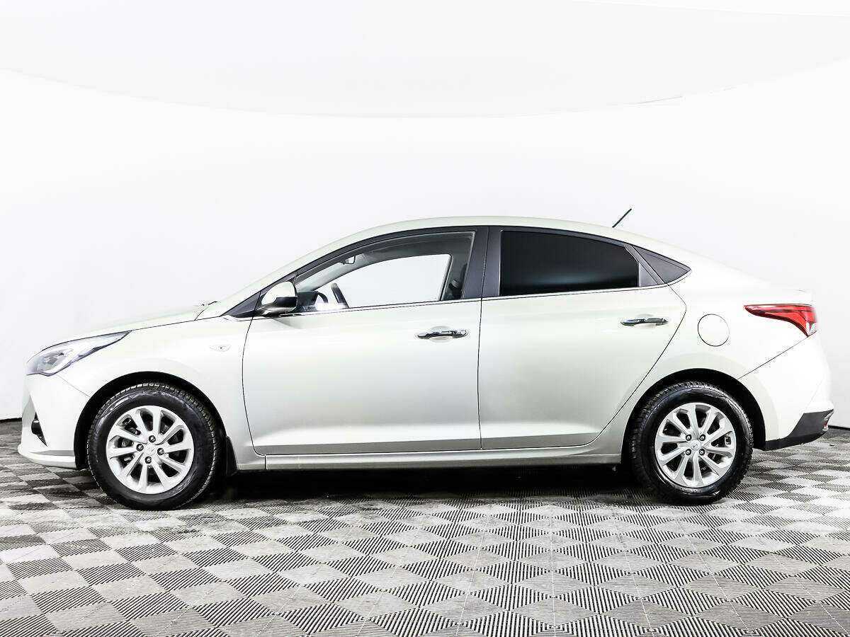 Купить Hyundai Solaris с пробегом. Фото: #7