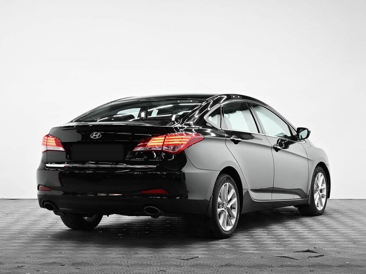 Купить Hyundai i40 с пробегом. Фото: #3