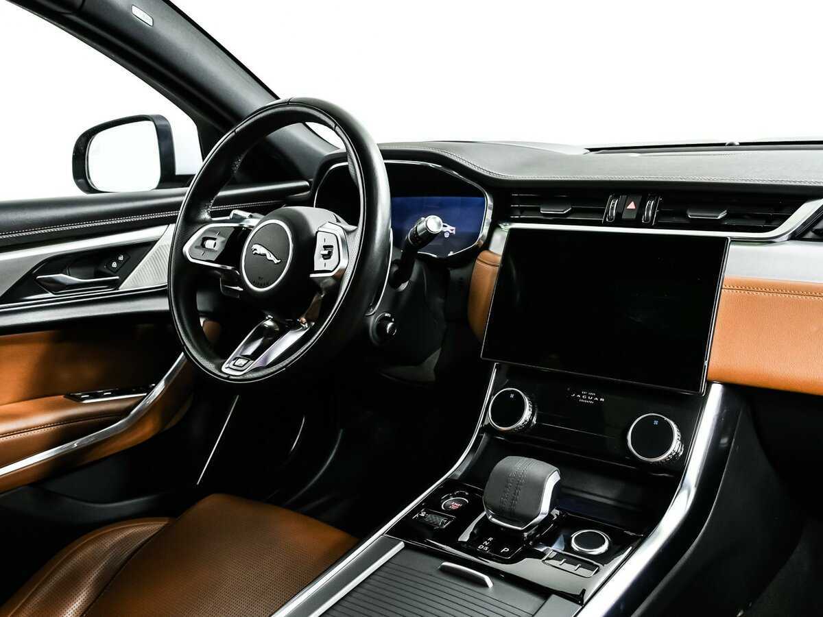 Купить Jaguar XF с пробегом. Фото: #8