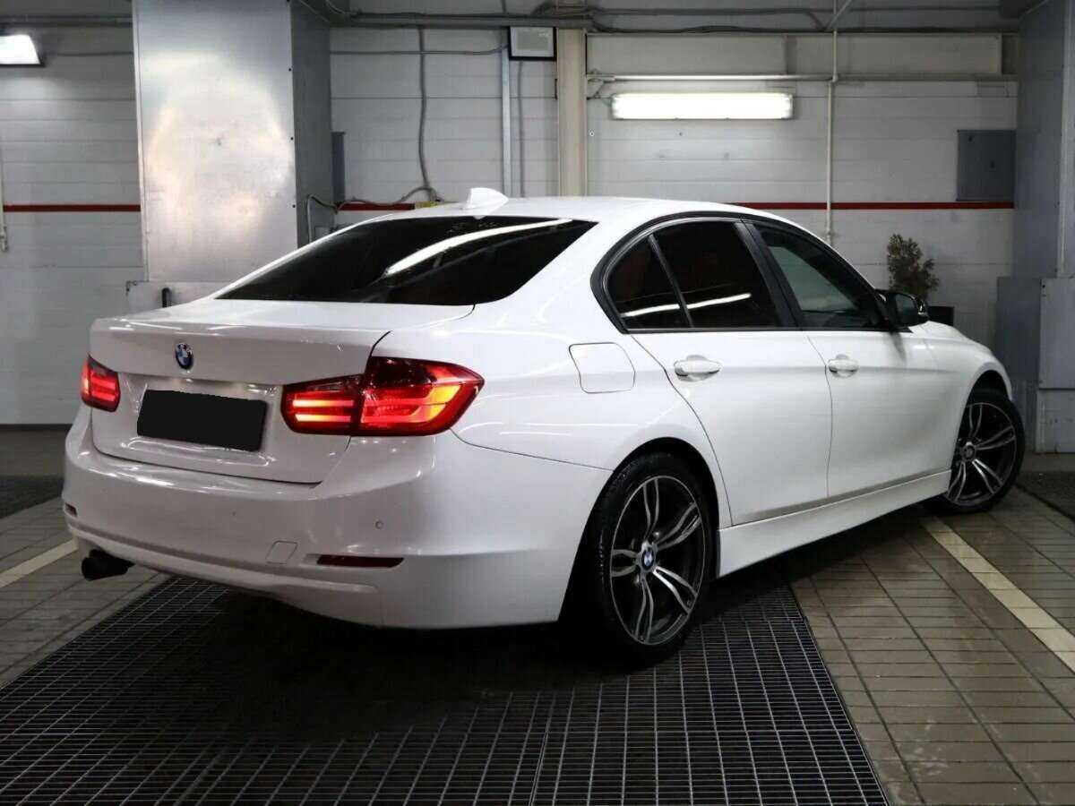 Купить BMW 3 серии с пробегом. Фото: #1