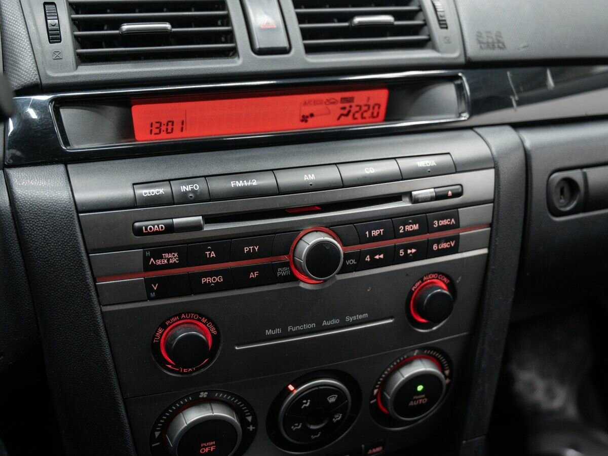 Купить Mazda 3 с пробегом. Фото: #16