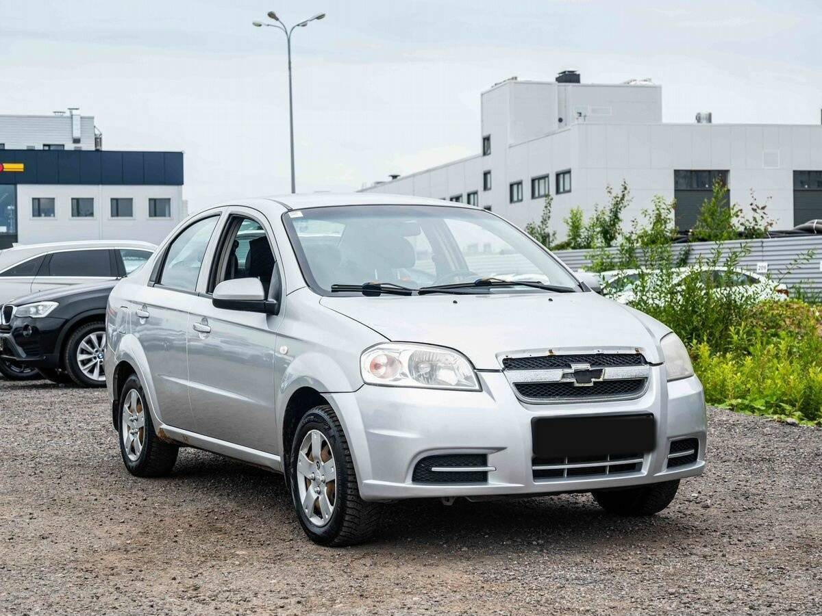 Купить Chevrolet Aveo с пробегом. Фото: #2