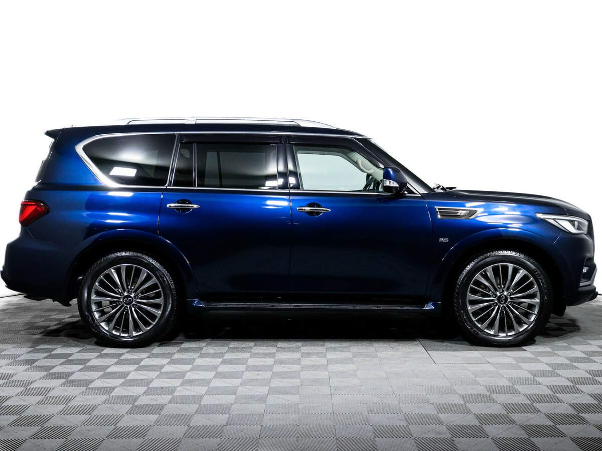 Купить Infiniti QX80 с пробегом. Фото: #3
