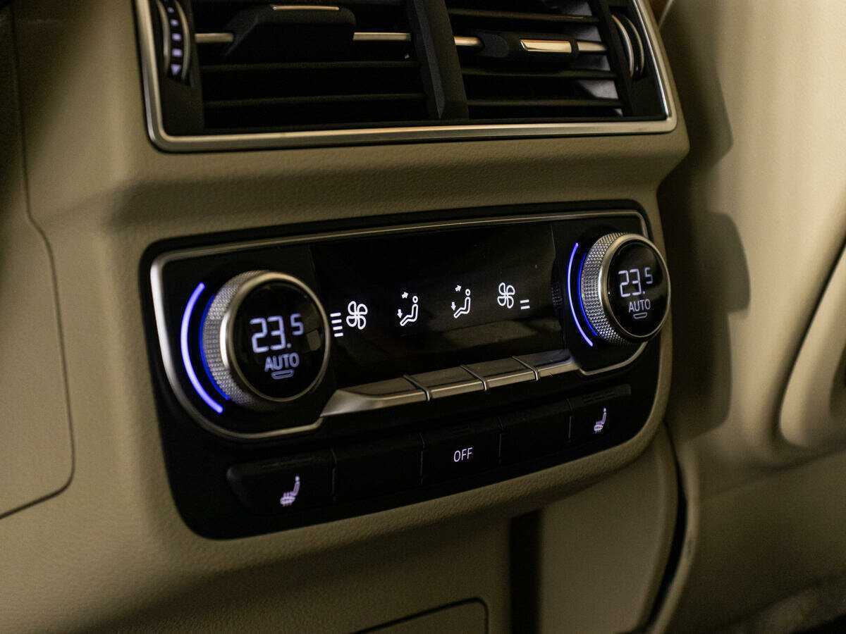 Купить Audi Q7 с пробегом. Фото: #24