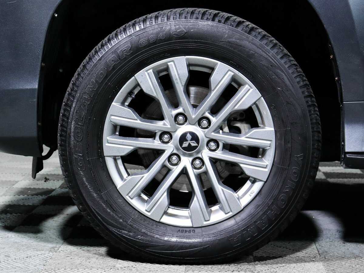 Купить Mitsubishi Pajero Sport с пробегом. Фото: #14