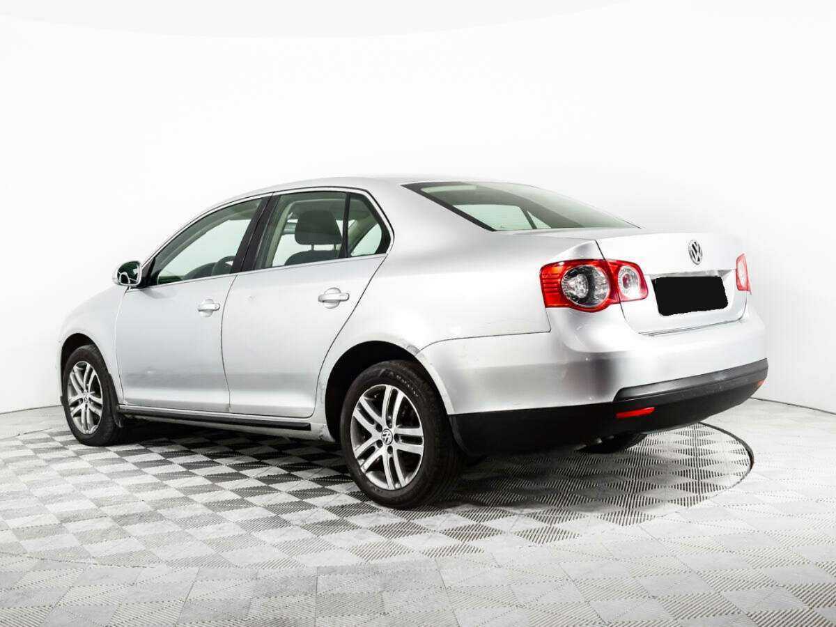 Купить Volkswagen Jetta с пробегом. Фото: #6