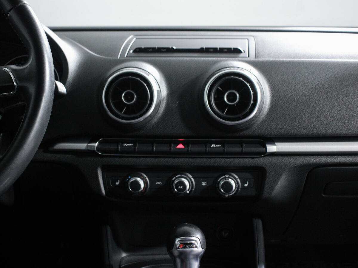 Купить Audi A3 с пробегом. Фото: #12