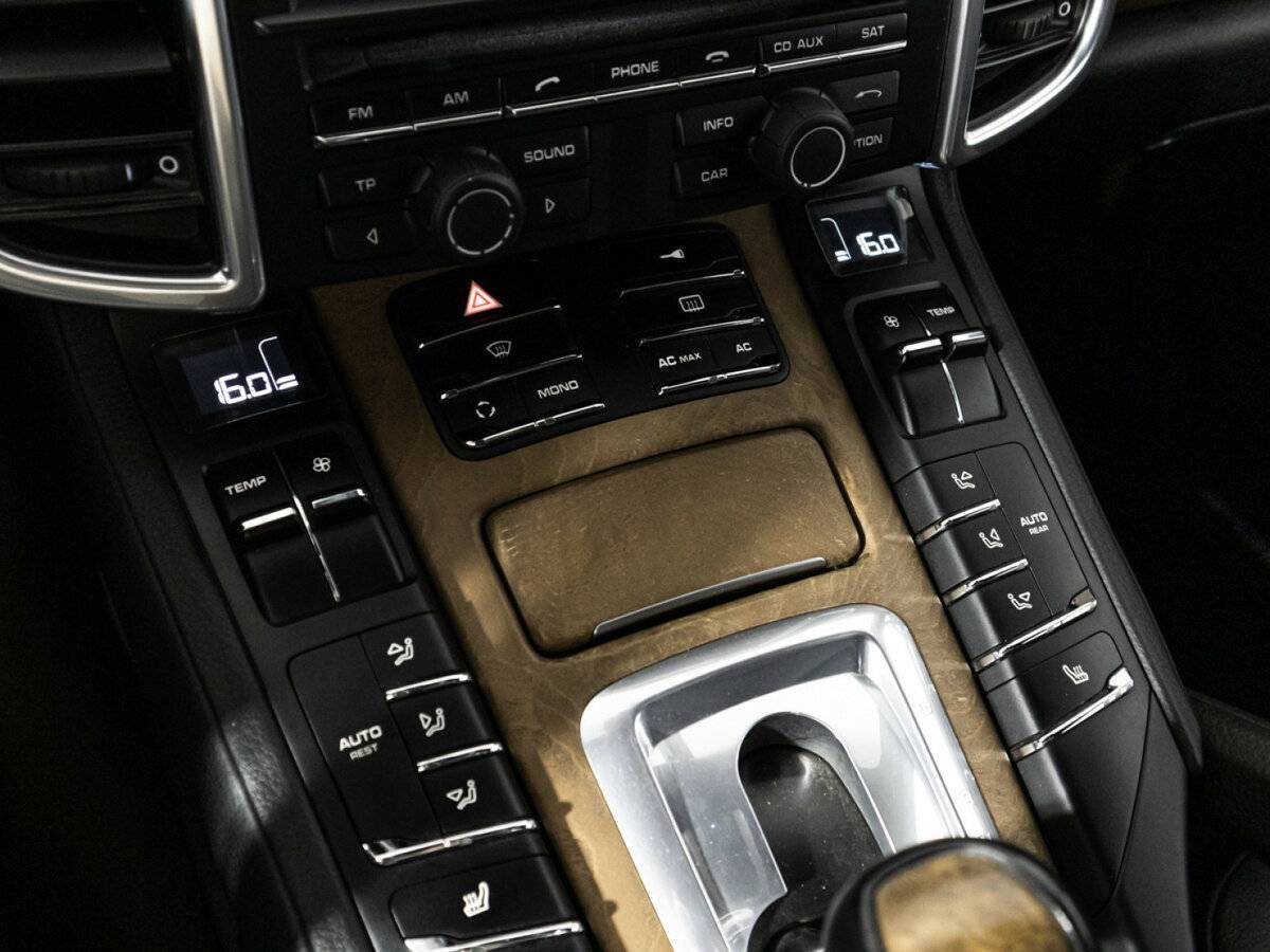 Купить Porsche Cayenne с пробегом. Фото: #20