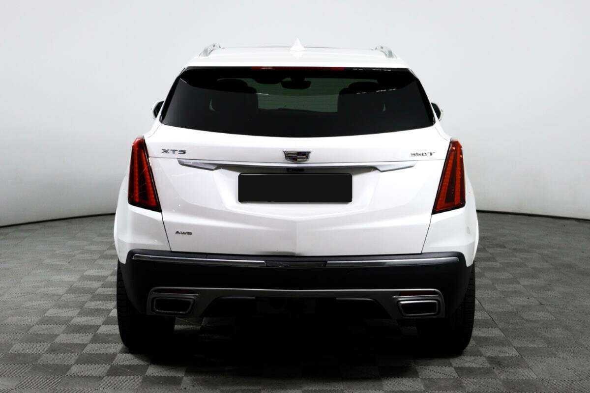 Купить Cadillac XT5 с пробегом. Фото: #3
