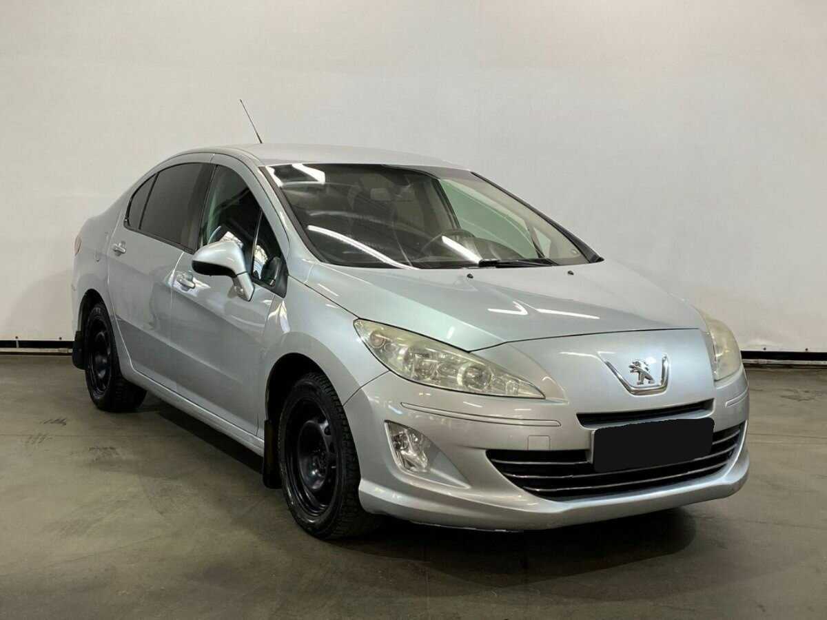 Купить Peugeot 408 с пробегом. Фото: #2