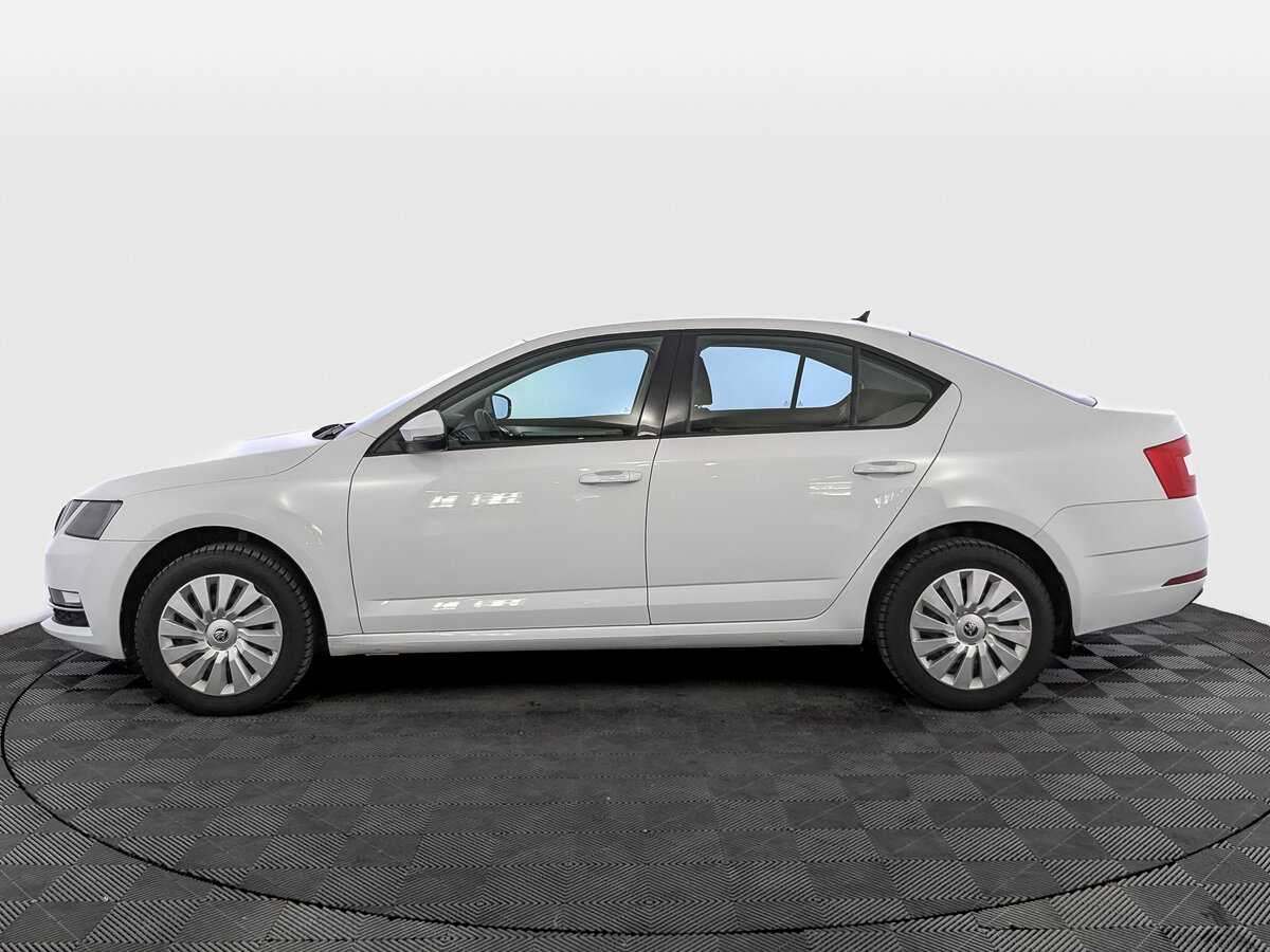 Купить Skoda Octavia с пробегом. Фото: #7