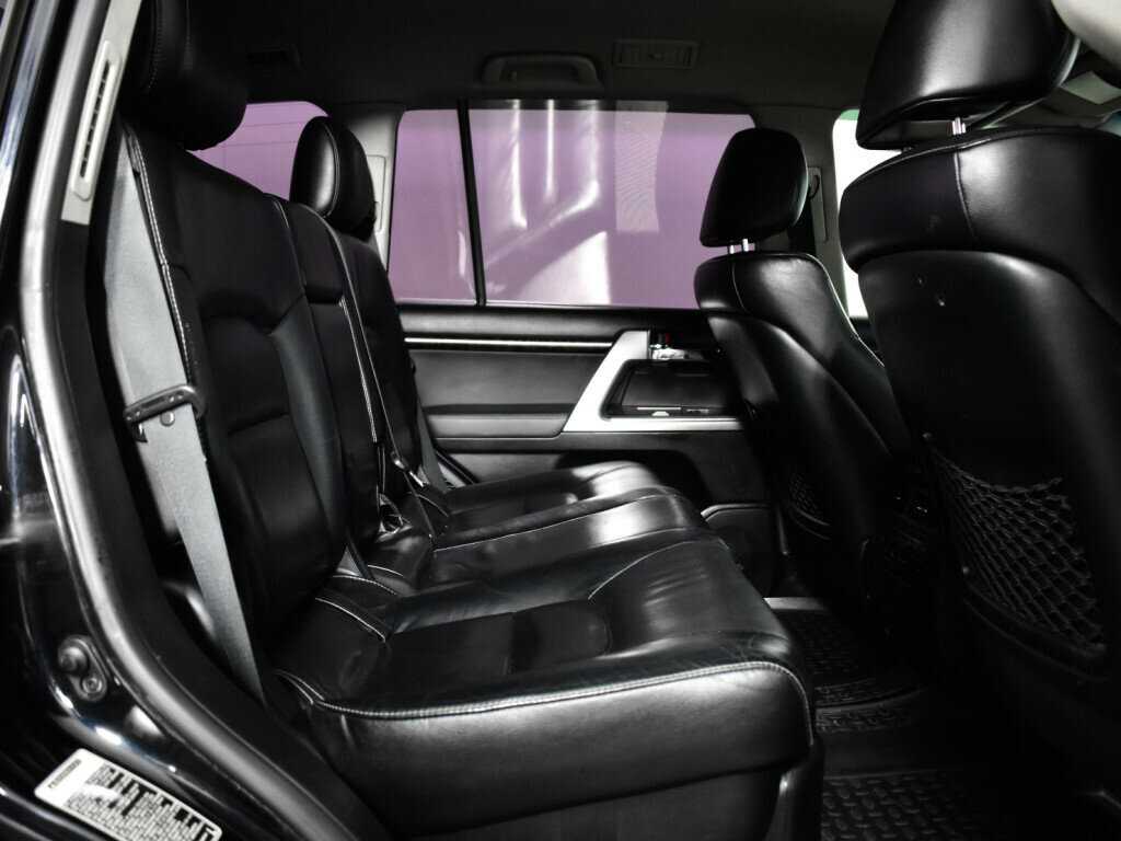 Купить Toyota Land Cruiser с пробегом. Фото: #9